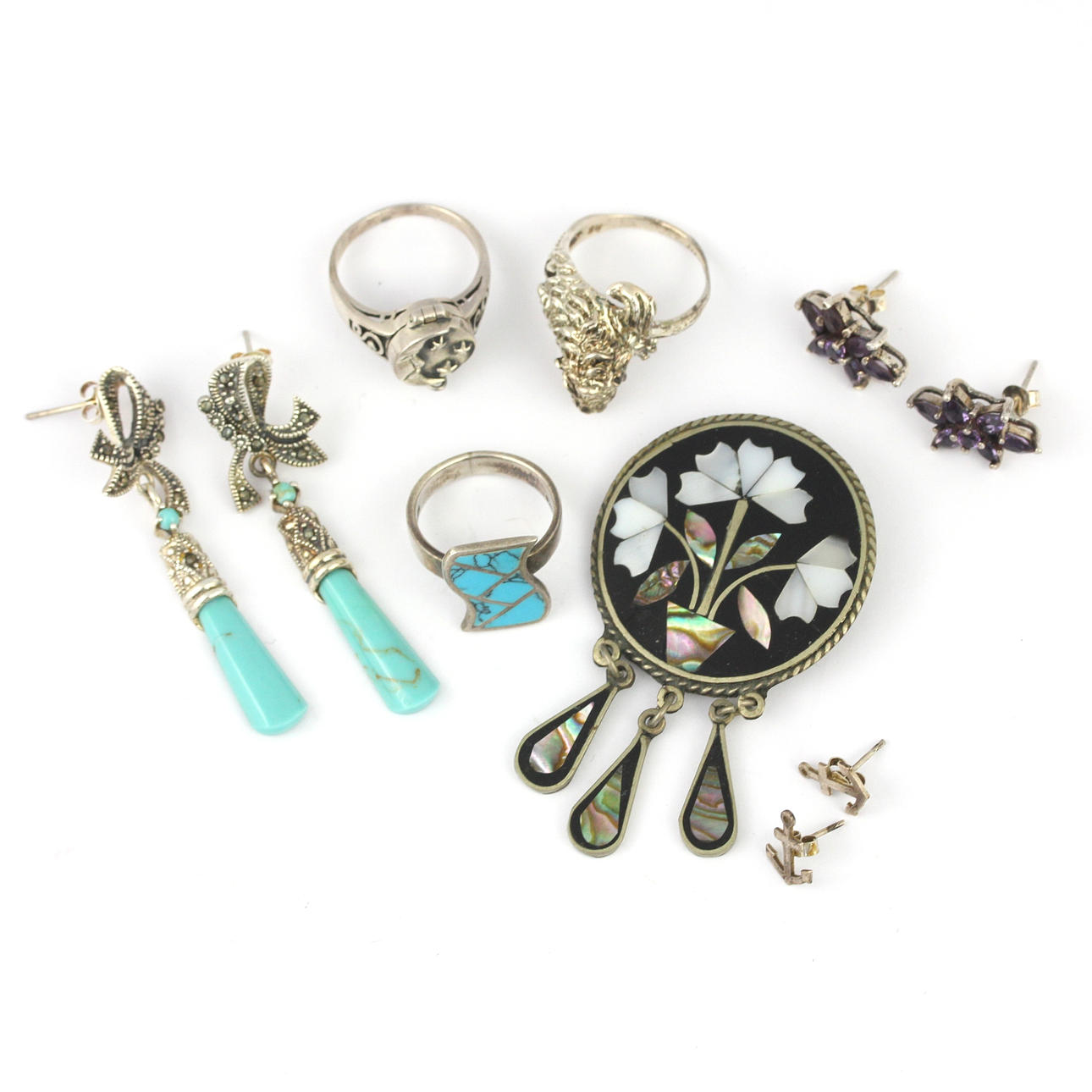 QUANTITY OF SILVER JEWELLERY